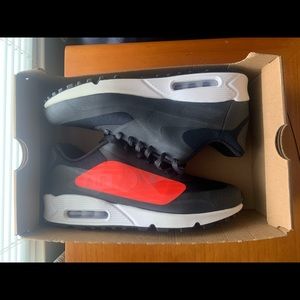 Air Max 90 Size 9.5